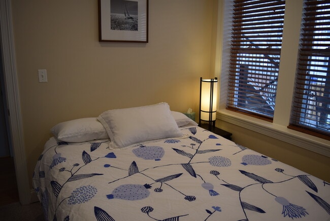 Photo - 3249 N Hoyne Ave Unit 3