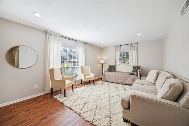 Photo - 1809 Stoney Brook Dr Unidad 101