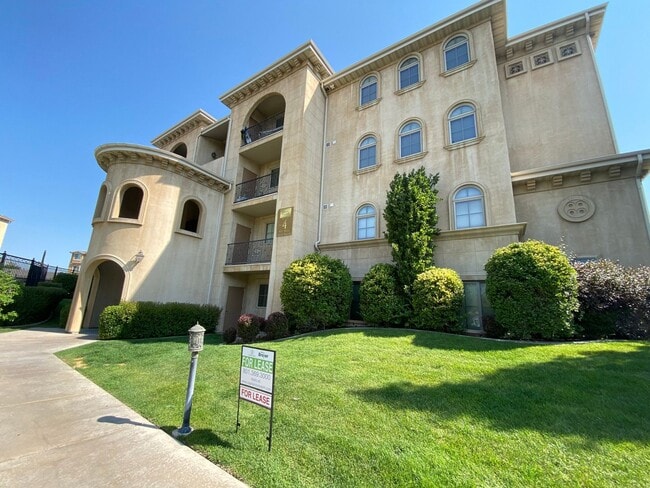 Building Photo - Italian Villages | 3-Bedroom Naples Unit 413 Rental