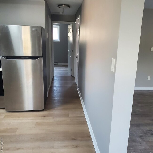 Photo - 191 Plains Rd Unit 3