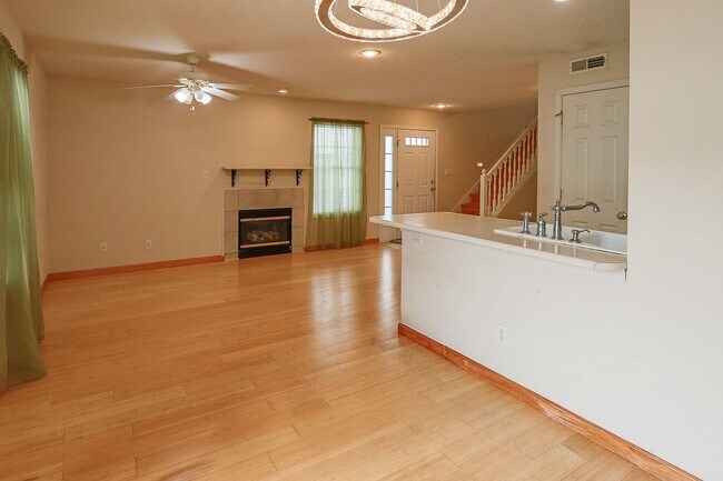 Photo - 2623 E Oaklawn Ct