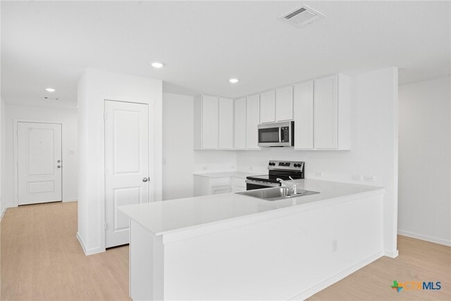 Building Photo - 3326 Noir Ln