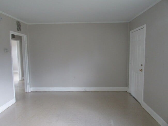 Photo - 1 Dixie Dr Unit B