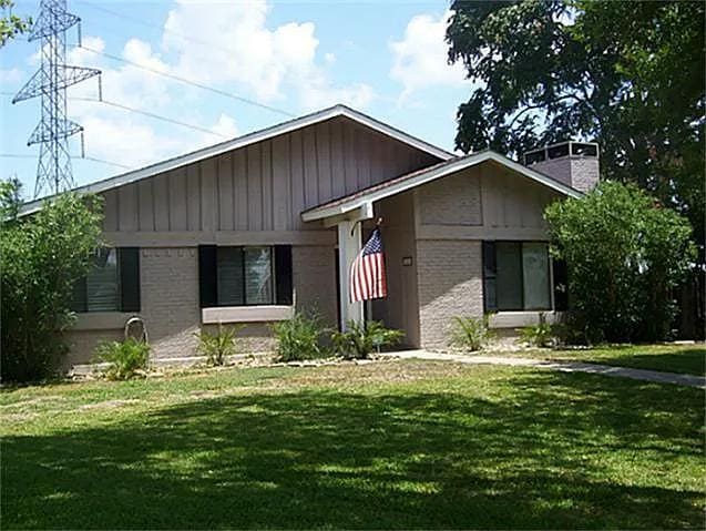 Photo - 1401 Panola Dr