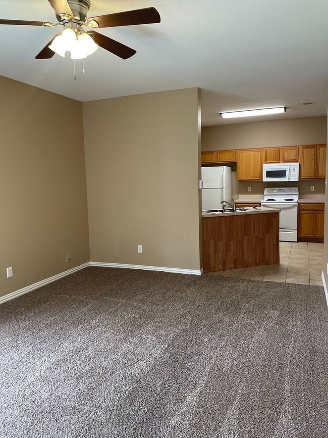 Photo - 991 Sierra Vista Ct Unit 991