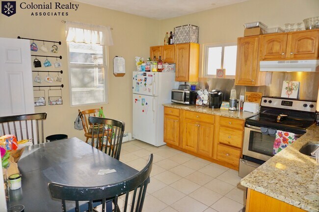 Photo - 19 Highgate St Unit 1