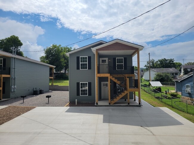 Photo - 517 Hendrickson St Unidad B