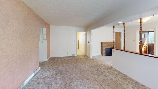 Photo - 310 S 12th St