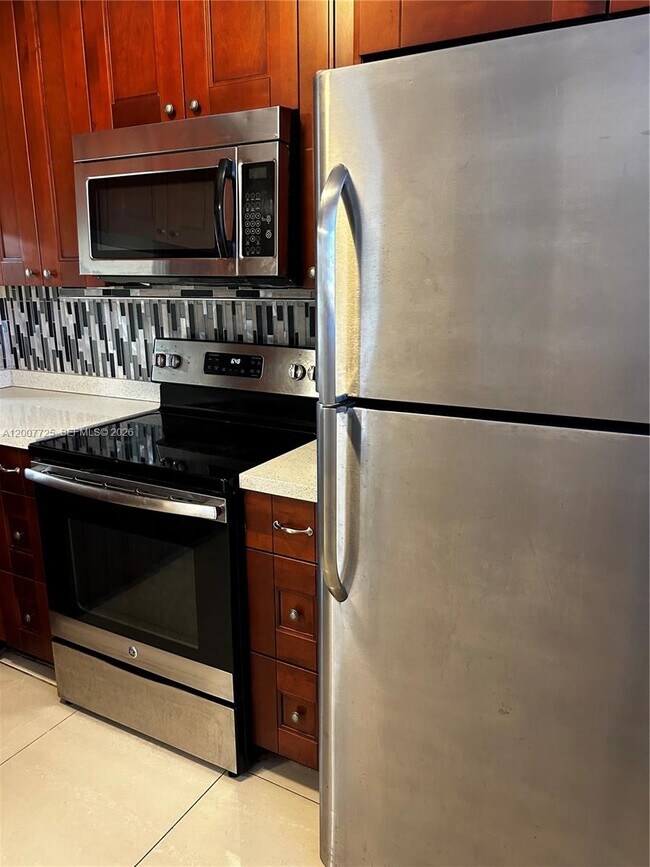 Photo - 713 NW 103rd Terrace Unit 203