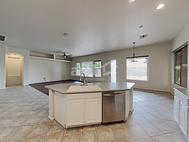 Photo - 8027 W Clara Ln