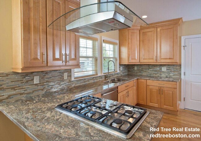 Photo - 57 Lawton St