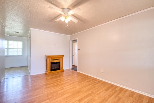 Photo - 924 NW 14th St
