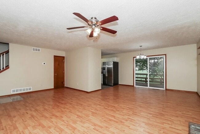 Photo - 3142 Country Lake Dr
