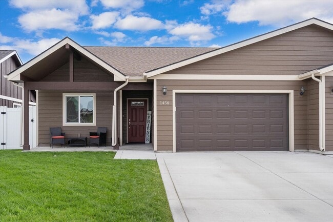 Stunning Townhome with Mountain Views for ... - Stunning Townhome with Mountain Views for ...