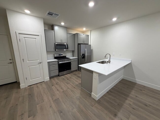 Building Photo - Brand New DR Horton Home in NW Reno!