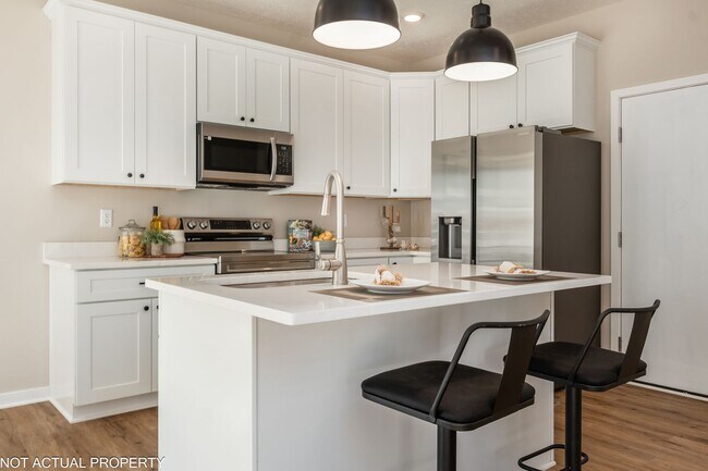 Photo - 429 Postle Blvd