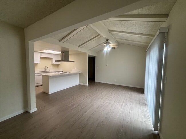 6812 -6814 Barbara Lee Cir