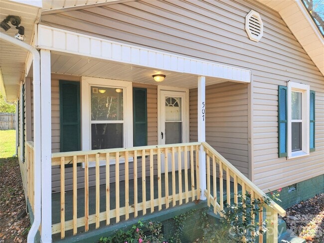 Photo - 507 S Vance St