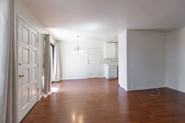 6782 Shakespeare Way