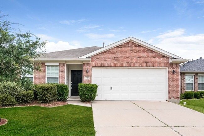 Building Photo - 17918 Green Trace Ln