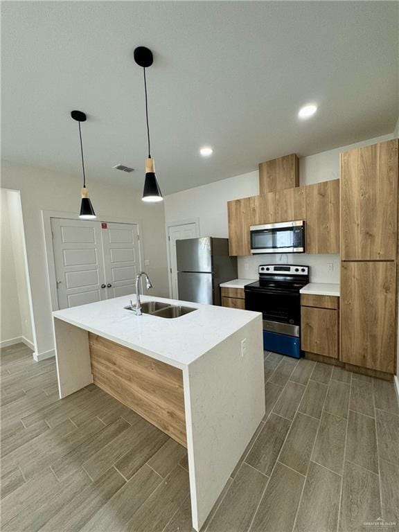 9 West Dr Unit 2