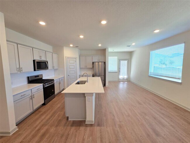 Photo - 10501 Gonzales Ranger Pass