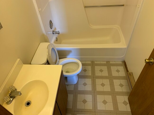 Photo - 1112 Devney Dr
