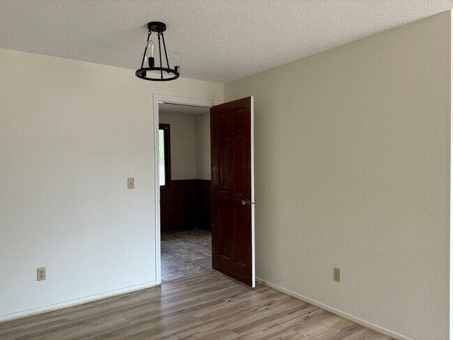 Photo - Three Bedroom House on a Cul-de-sac, Close...