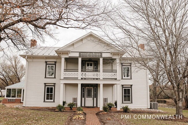 Building Photo - 2195 Spotswood Trail