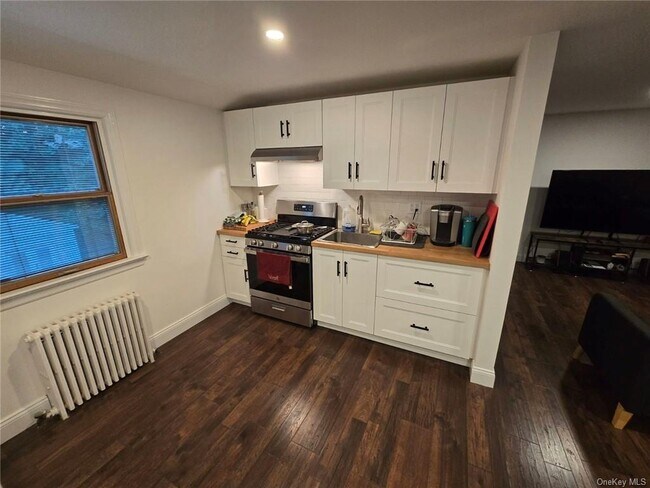 Photo - 65 Center St