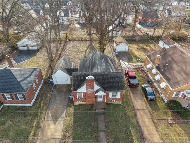 Photo - Section 8 Welcome !  Spacious 3 Br / 1 BA Home For Rent in Ferguson