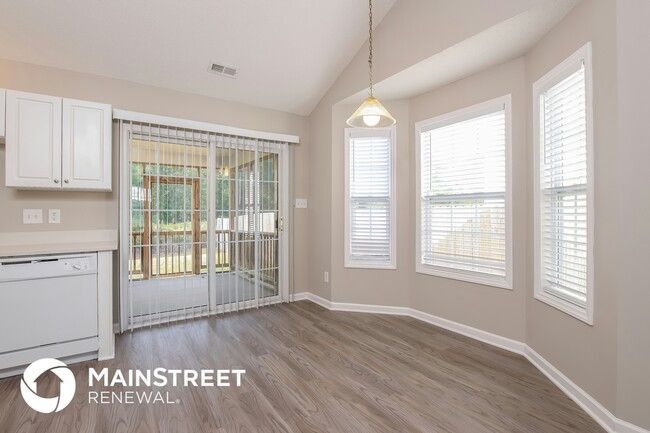 Photo - 5113 Limewood St