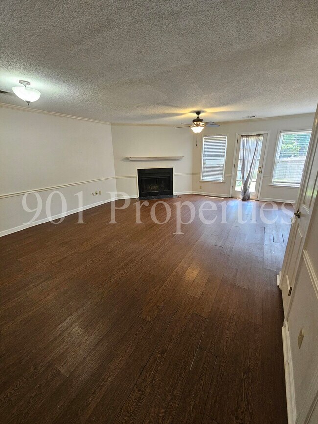 383 Harts Way Dr Townhome Townhome Rental in Collierville TN