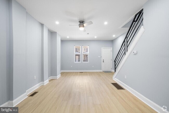 Building Photo - 56 N Yewdall St Rental