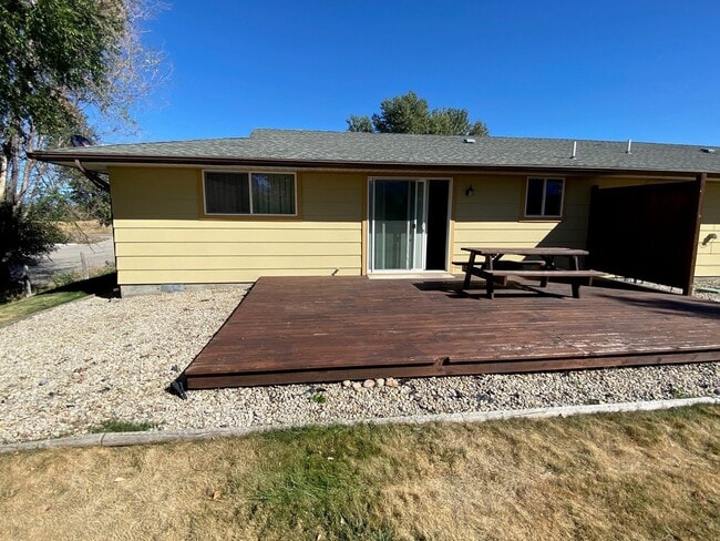 Photo - 2 bed 1 bath in Hamilton