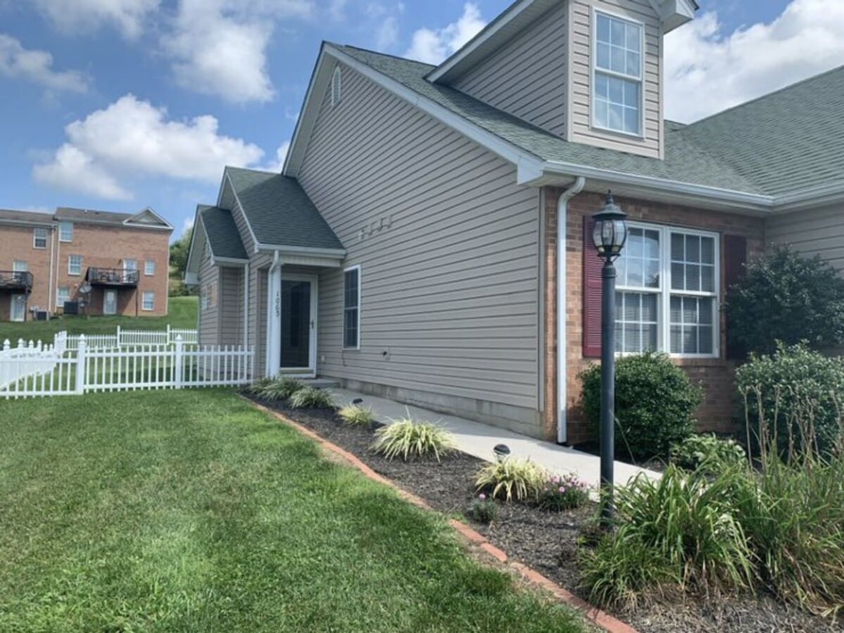 Photo - 1065 Elk Dr