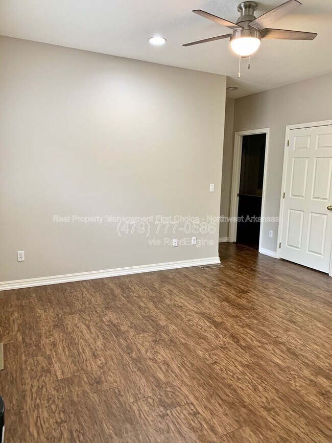 Photo - 1 Watkins Way Unit 51b