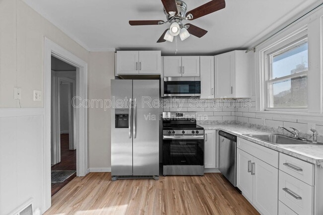 Photo - 3007 Hilleman Ave