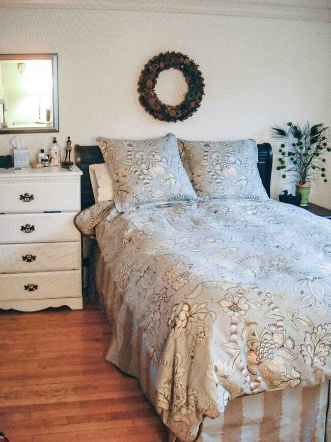 Photo - 643 W Arlington Pl Unit 2