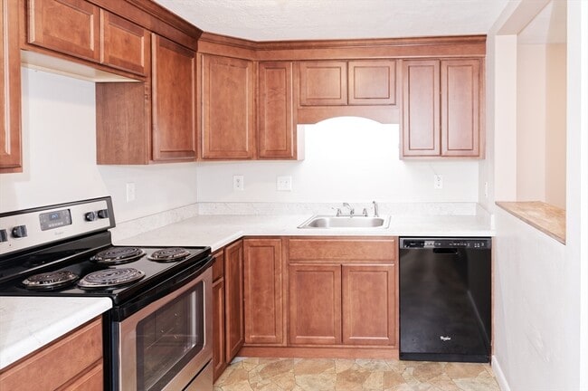 Photo - 1325 Worcester Rd Unit A2