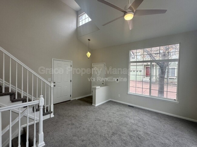 Photo - 1440 Braewood Ave