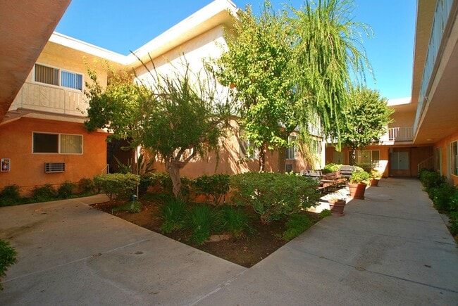 Photo - CPA - Casa Patrina