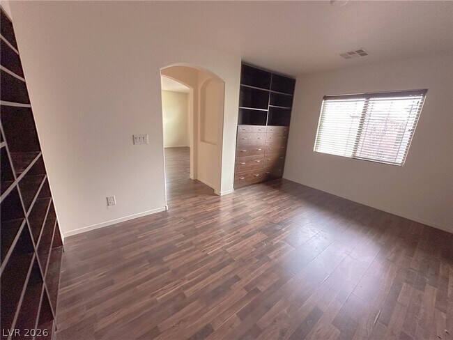 Photo - 10934 Ketchikan St