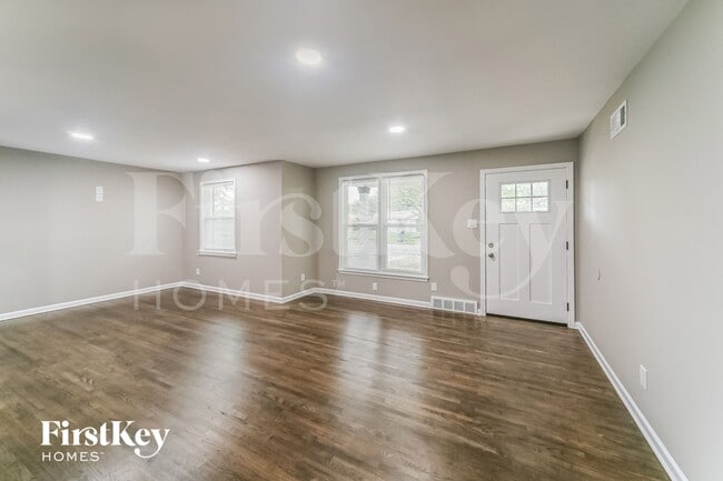 Photo - 1829 Downing St