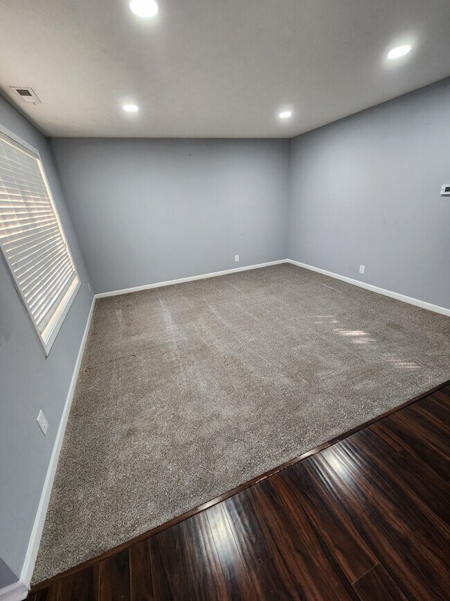 Photo - 8213 Briarhill Lane