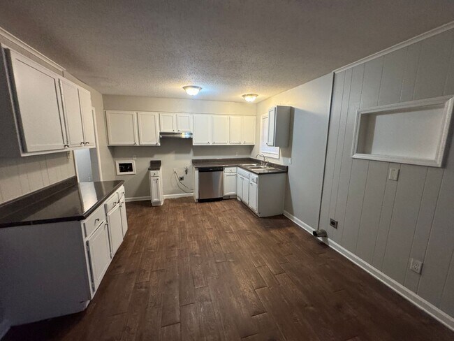 Photo - 4225 Arrowhead Rd