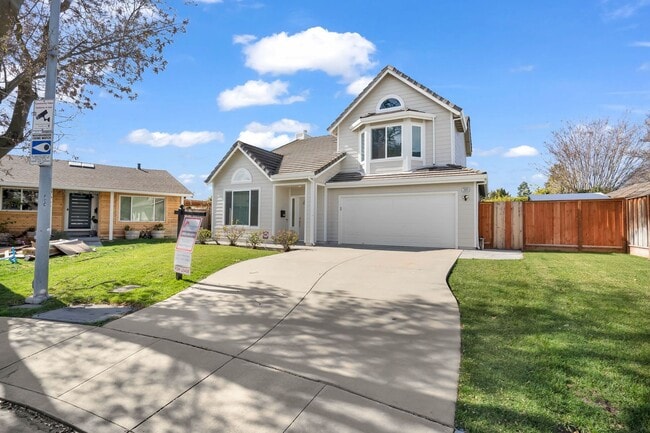 Photo - AMAZING HOME, LOT AND NEIGHBORHOOD! END OF CUL DE SAC ALMOST 8000 SQ. FT. IMMACULATELY MAINTAINED...