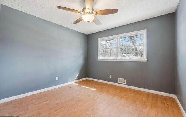 Photo - 401 Cabriolet Ct