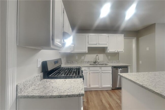 Photo - 2080 Bankston Cir