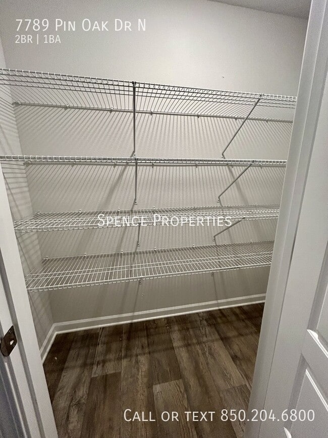 Photo - 7789 Pin Oak Dr N